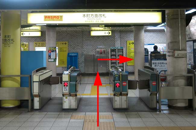 小伝馬町駅北千住方面ホームから2